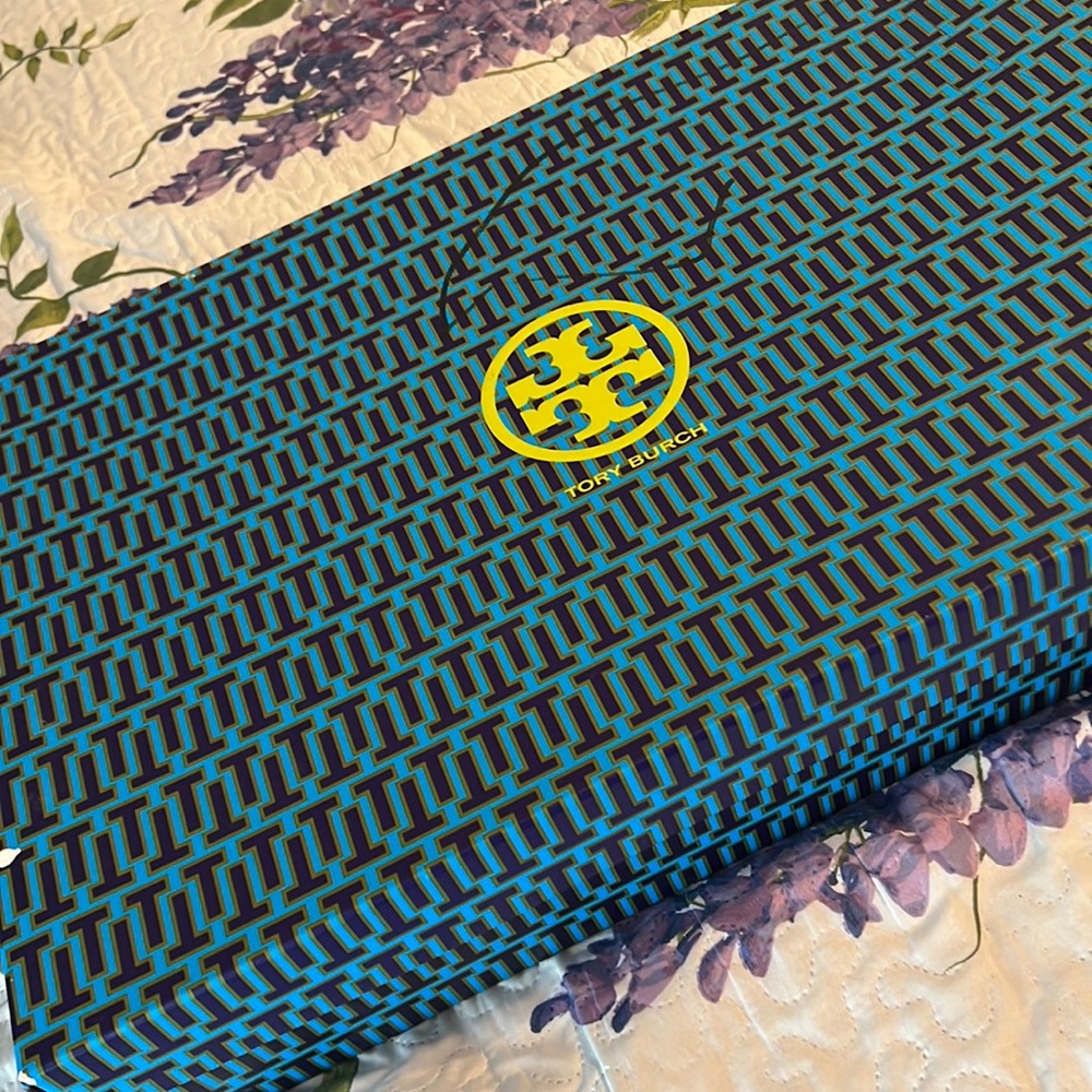 Brand New Tory Burch Marlene riding leather boots